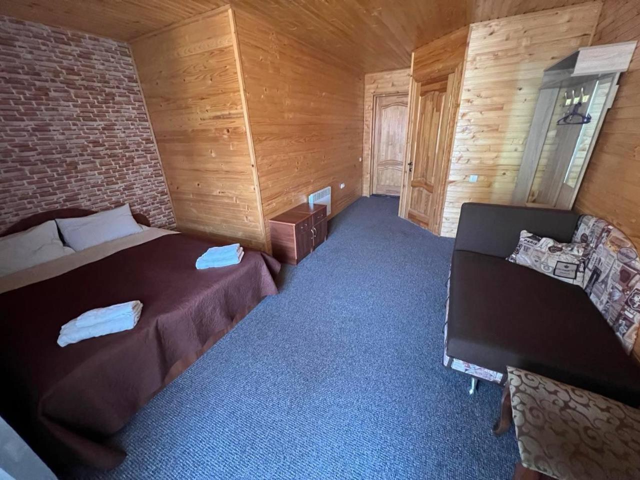 Sadyba Magnat Hotel Делятин Экстерьер фото